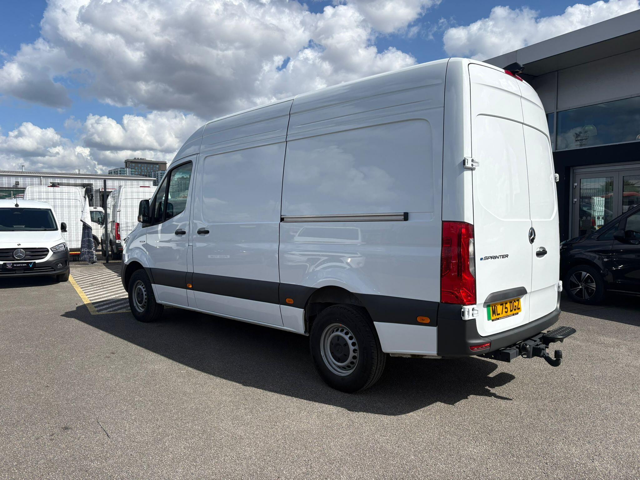 Mercedes-Benz eSprinter